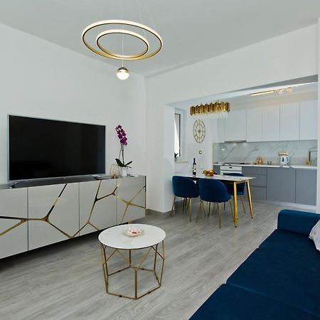 Luxury Apartment Veronika Хвар Екстериор снимка
