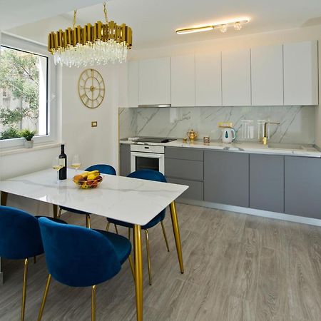 Luxury Apartment Veronika Хвар Екстериор снимка