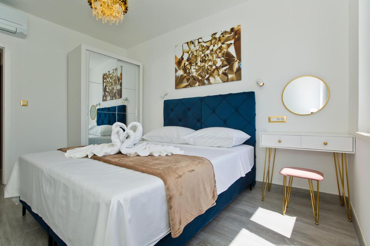 Luxury Apartment Veronika Хвар Екстериор снимка