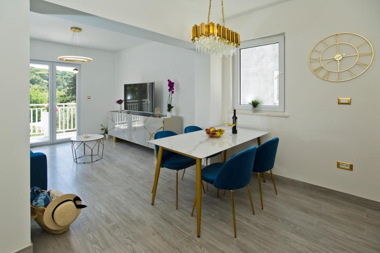 Luxury Apartment Veronika Хвар Екстериор снимка