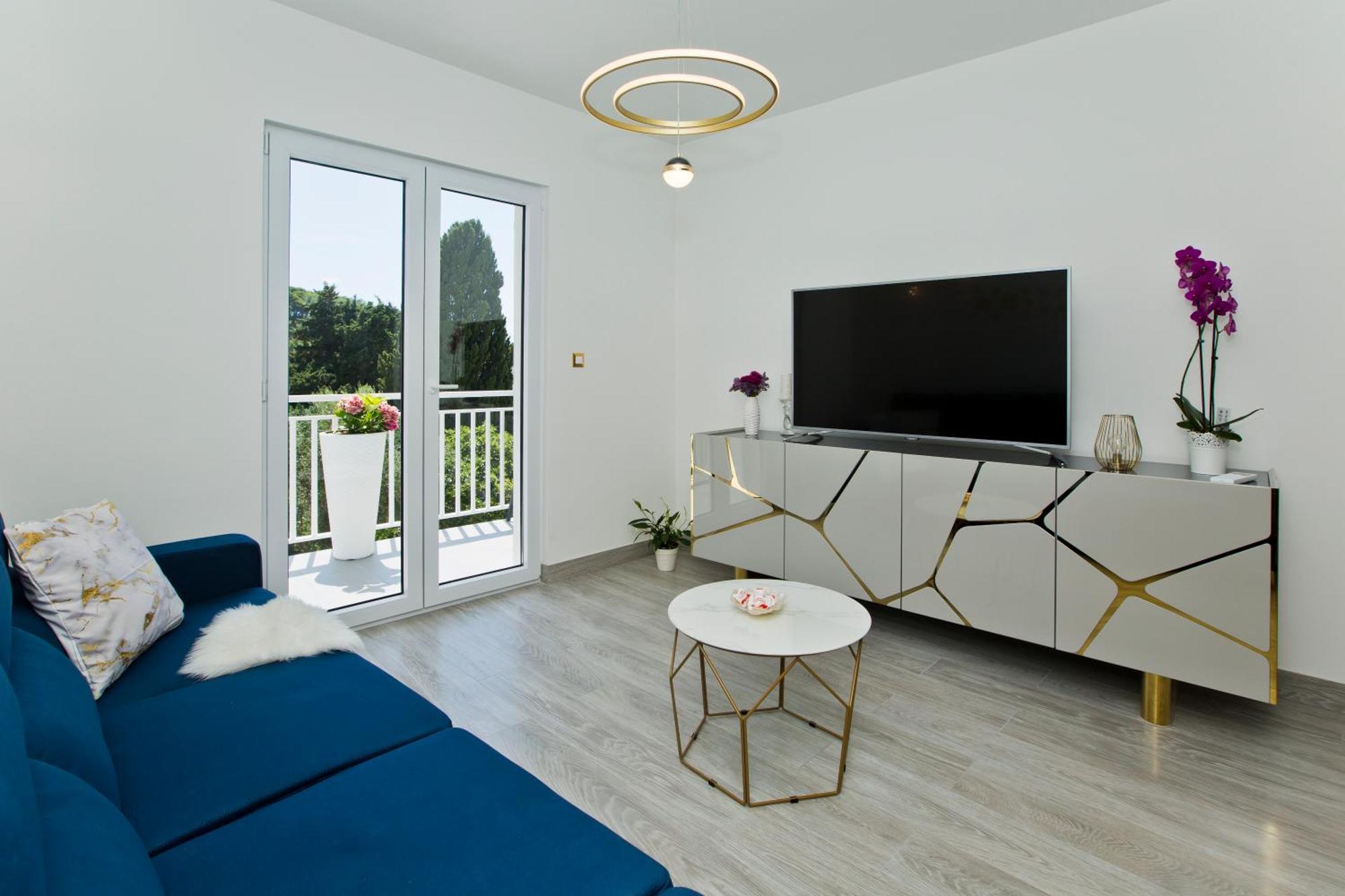 Luxury Apartment Veronika Хвар Екстериор снимка