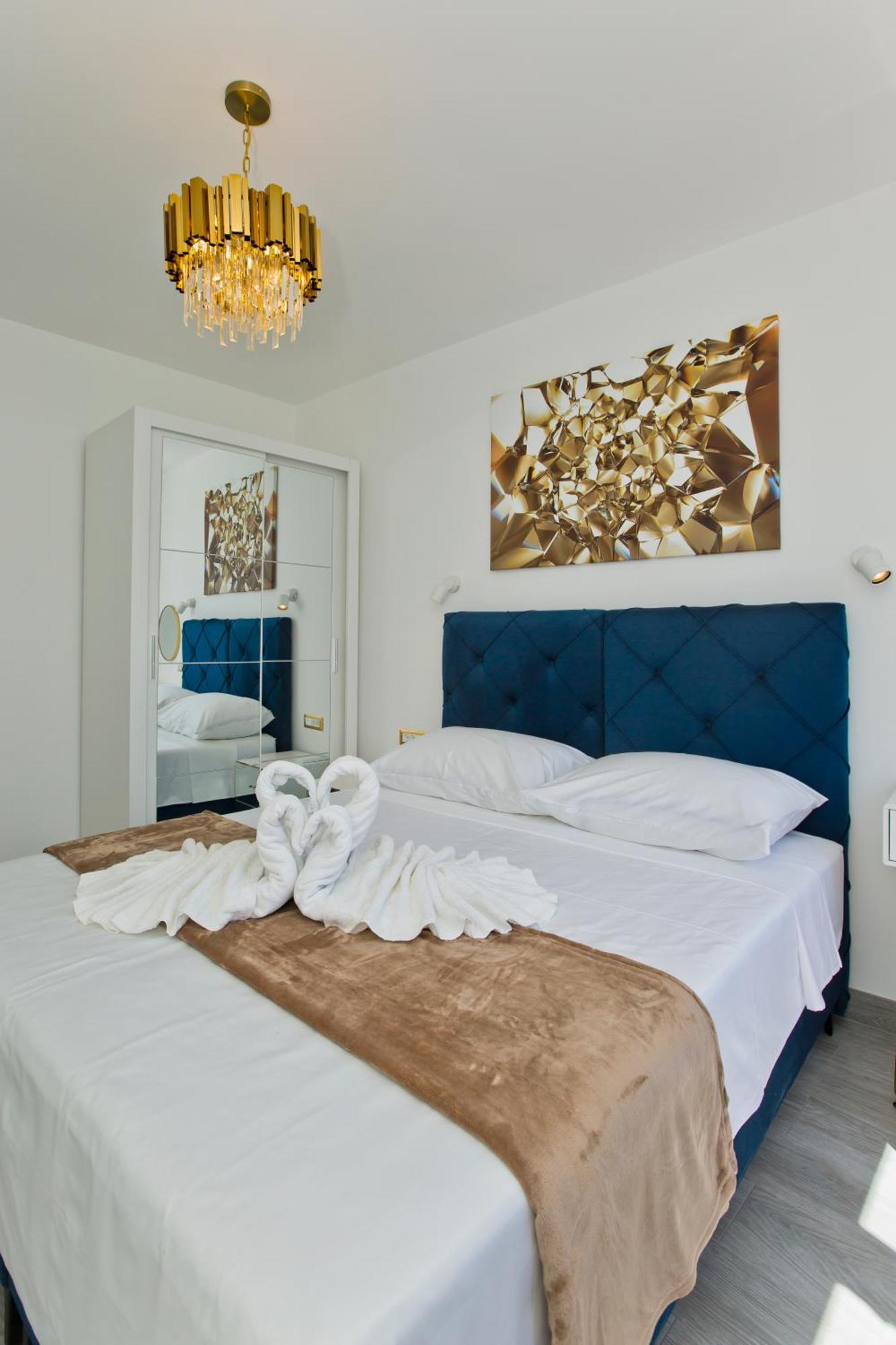 Luxury Apartment Veronika Хвар Екстериор снимка